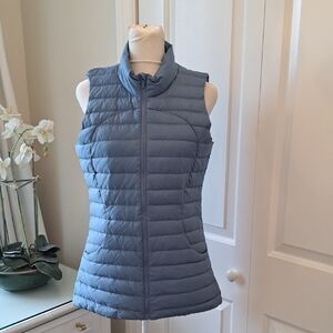 NWOT Lululemon Womens Pack It Down Again Utility Blue Activewear Puffer Vest S-6